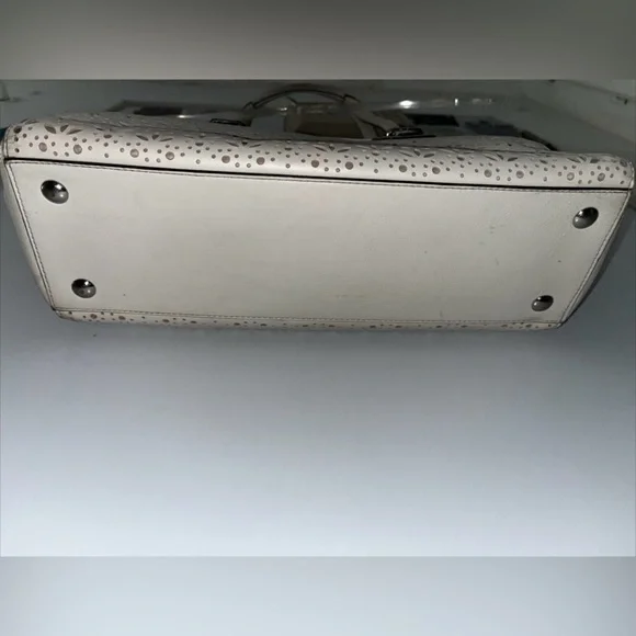 Coach All Leather Taylor Eyelet Shoulder Carryall Handbag tote purse F27391 wht - Picture 6 of 10